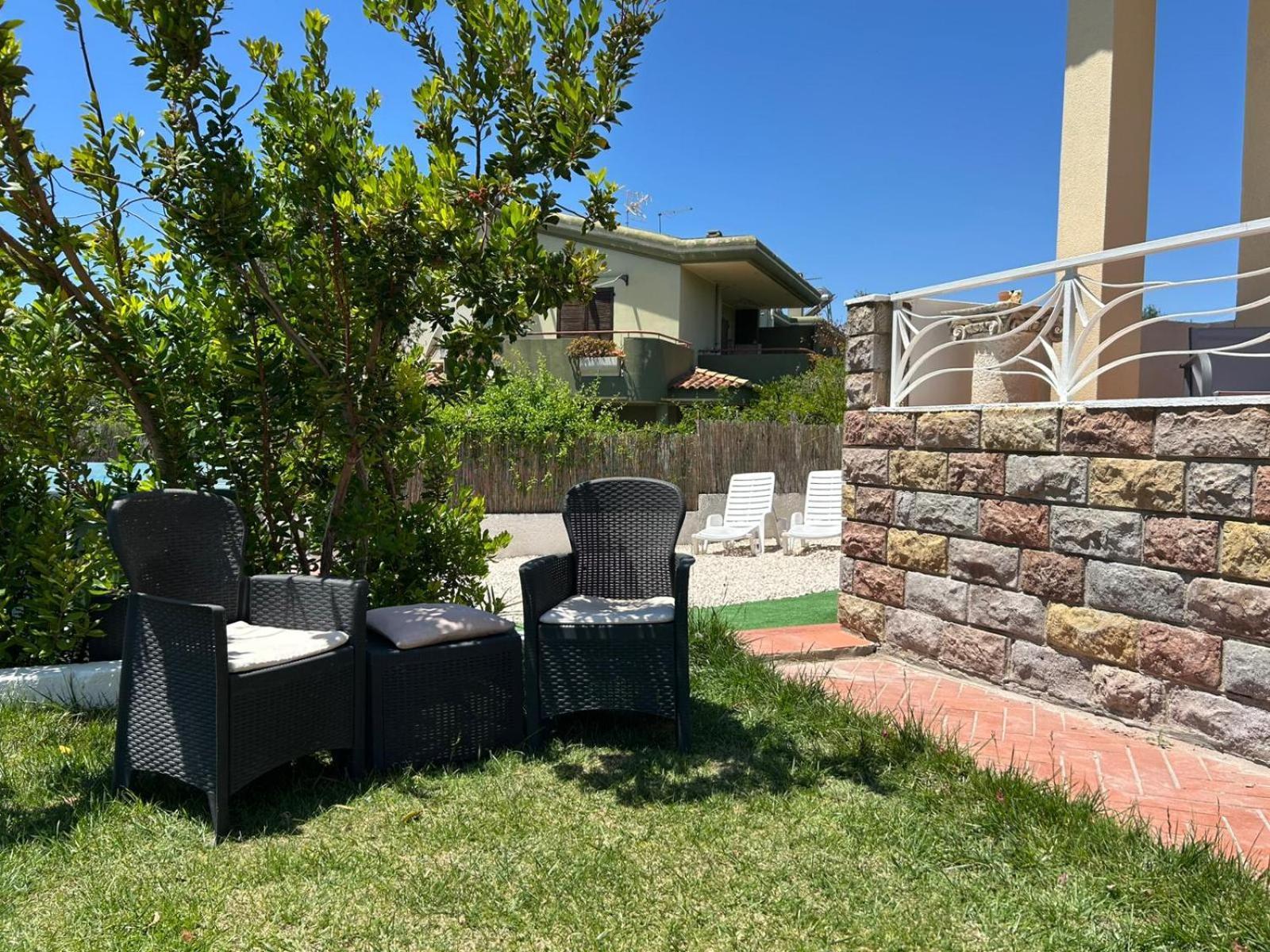 Bed And Breakfast Villa Teis Quartu Sant'Elena Exterior photo