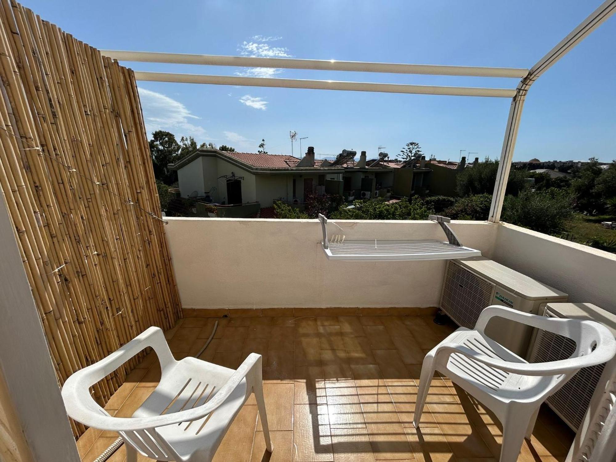 Bed And Breakfast Villa Teis Quartu Sant'Elena Exterior photo
